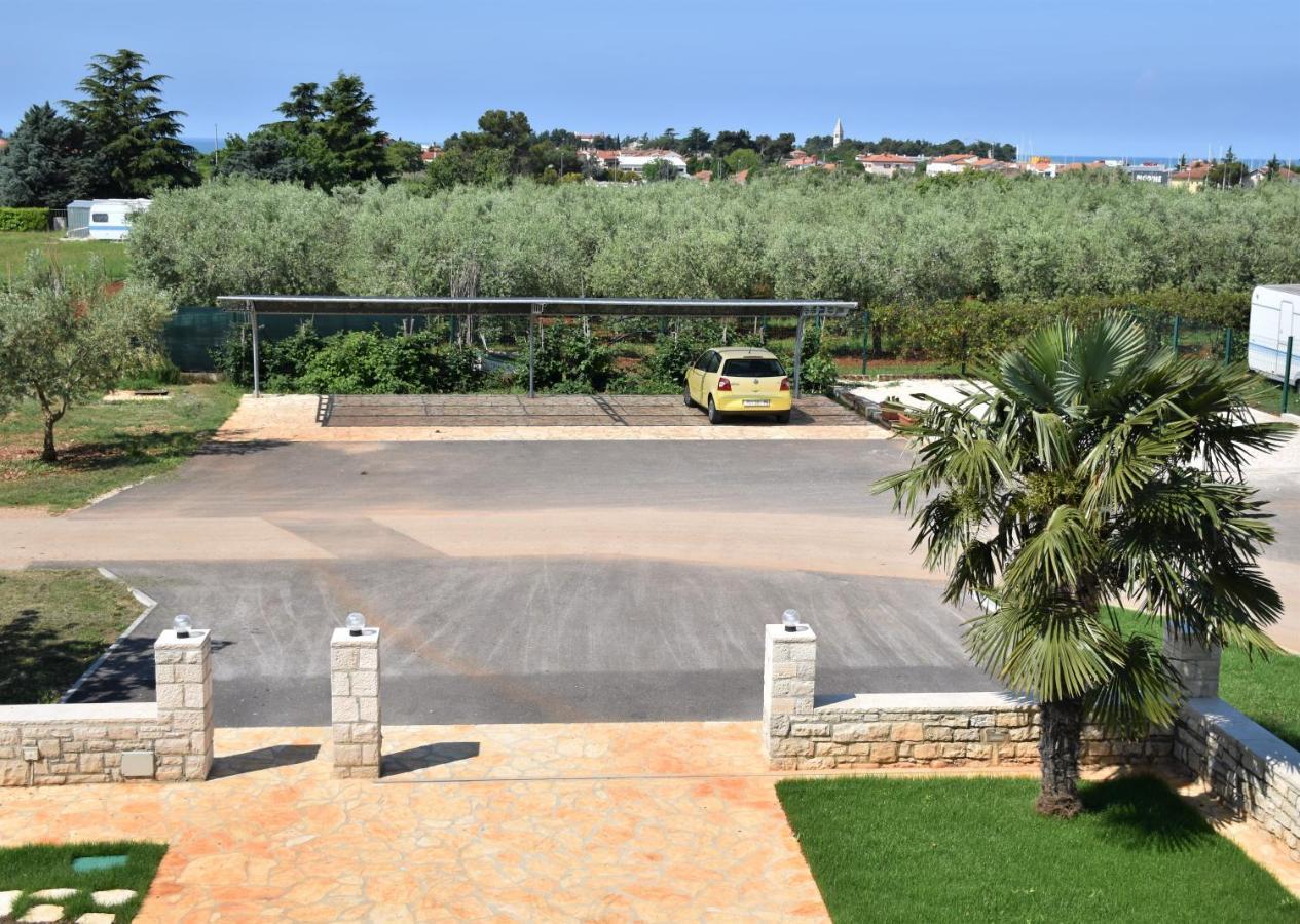 Apartmani Diana Novigrad Istria Buitenkant foto