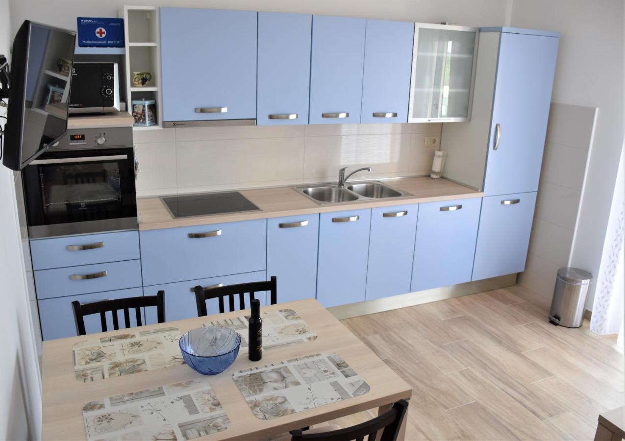 Apartmani Diana Novigrad Istria Buitenkant foto