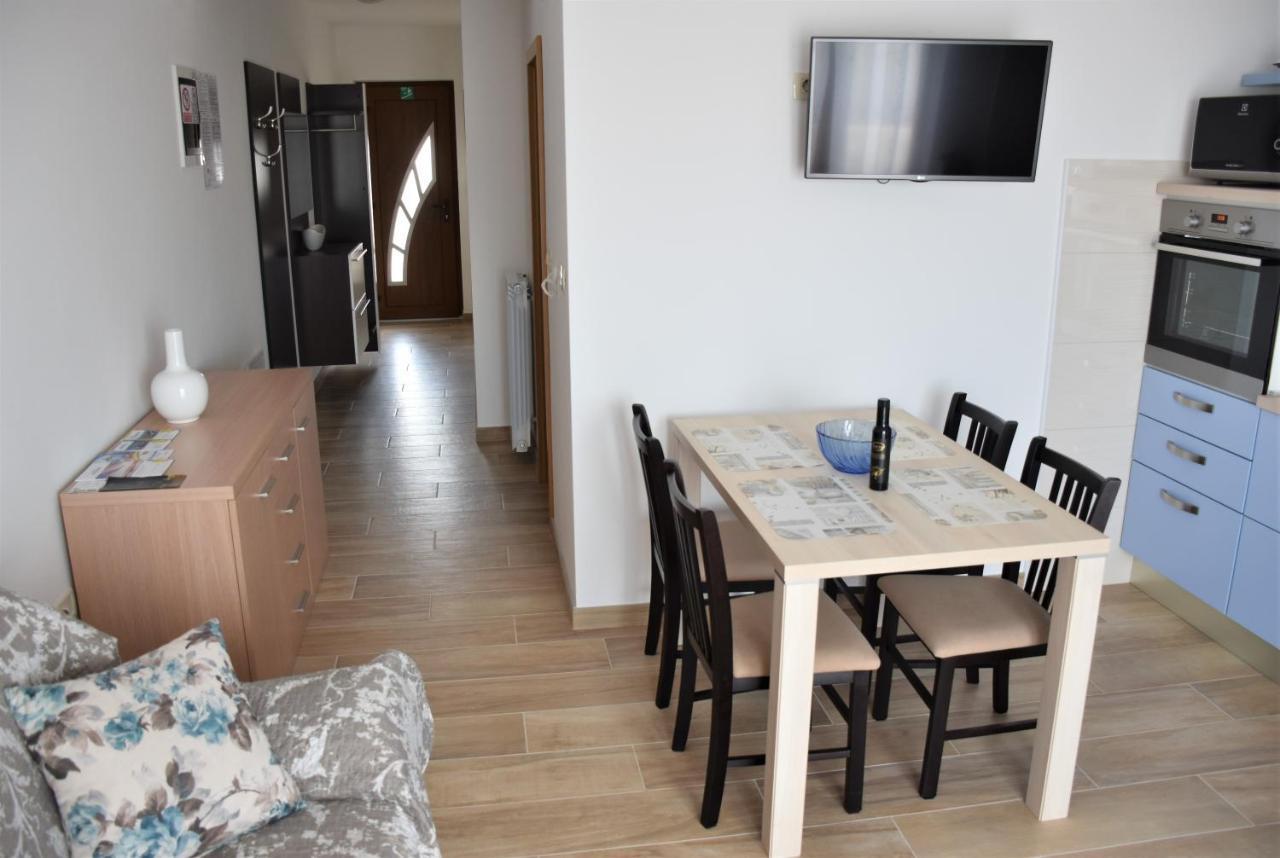 Apartmani Diana Novigrad Istria Buitenkant foto